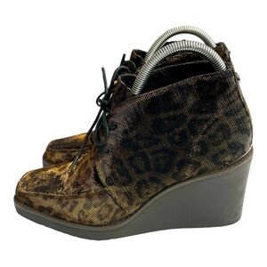 Donald J Pliner Dakota Ankle Boot Leopard Animal Gold Black Glitzy Bootie size 9